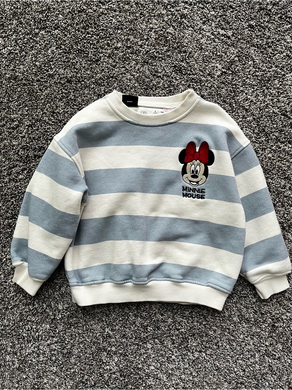 Zara Minnie Mouse Sweatshirt 4T